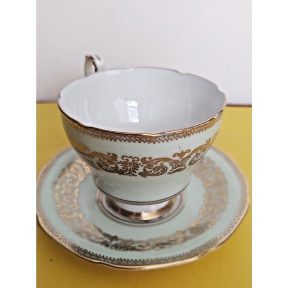 PARAGON Tea Cup and Saucer Green Floral Gold filigree Double Warrant - Picture 5 of 11